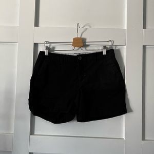 Old Navy Black Everyday Short Size 8 🖤